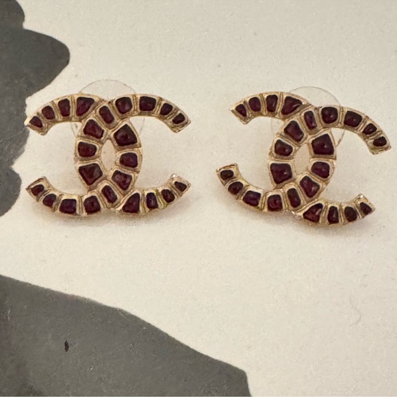 RARE CHANEL 2019 Egyptian Nile Stud Gold Runway Earrings - Picture 3 of 8